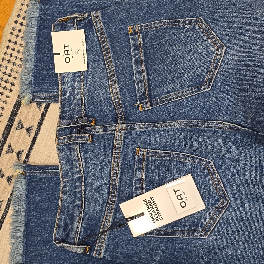 Oat New York High-Rise Relaxed Straight Ankle Jeans - Blue